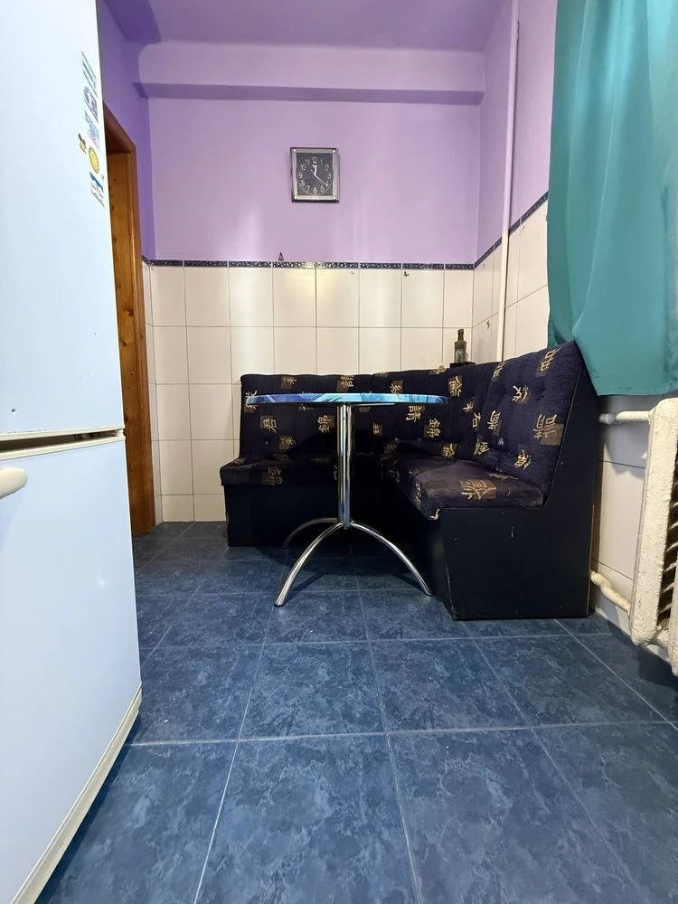 Rent a cozy two-bedroom apartment on Litvynenko-Volh highway