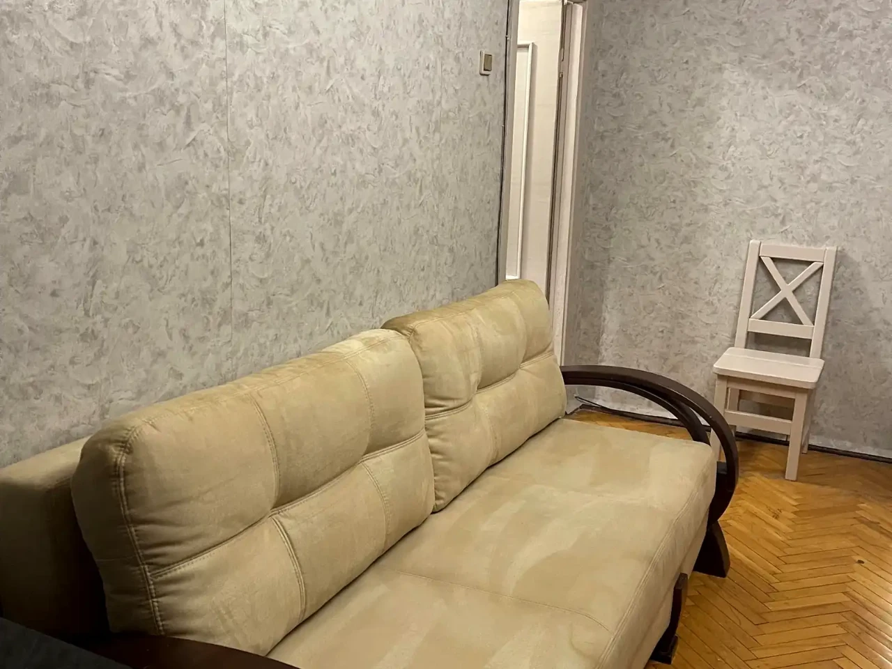 Rent 1-room apartment 29 sq m, 1st floor