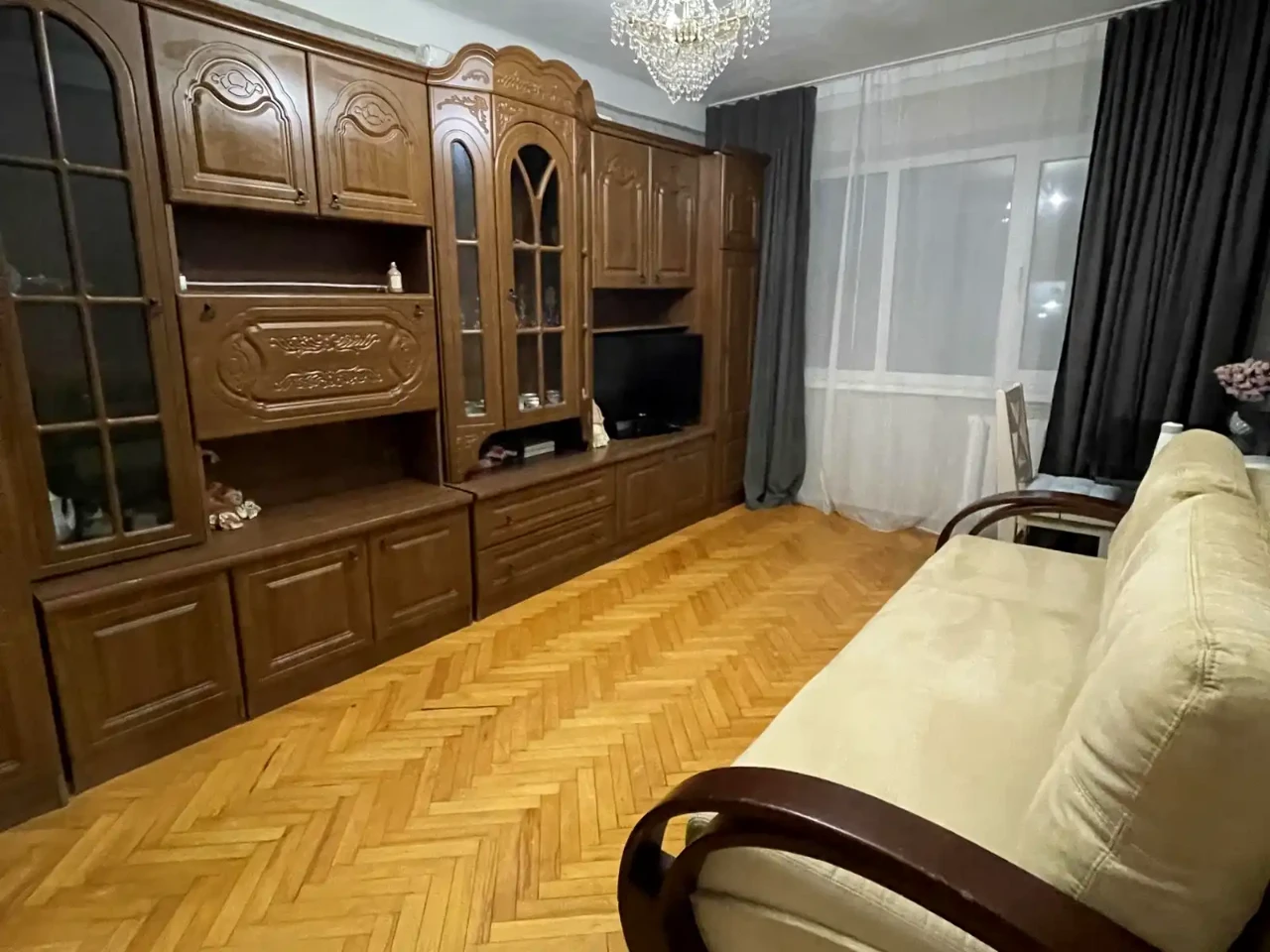 Rent 1-room apartment 29 sq m, 1st floor