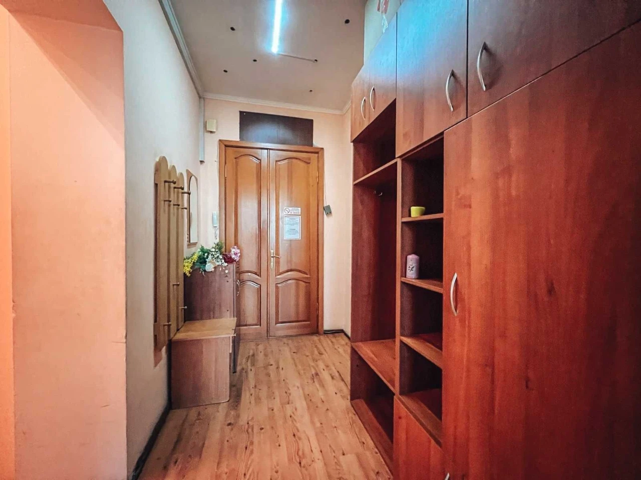 3-кімнатна квартира, Хрещатик 17, центр Киева, парковочное место, б
