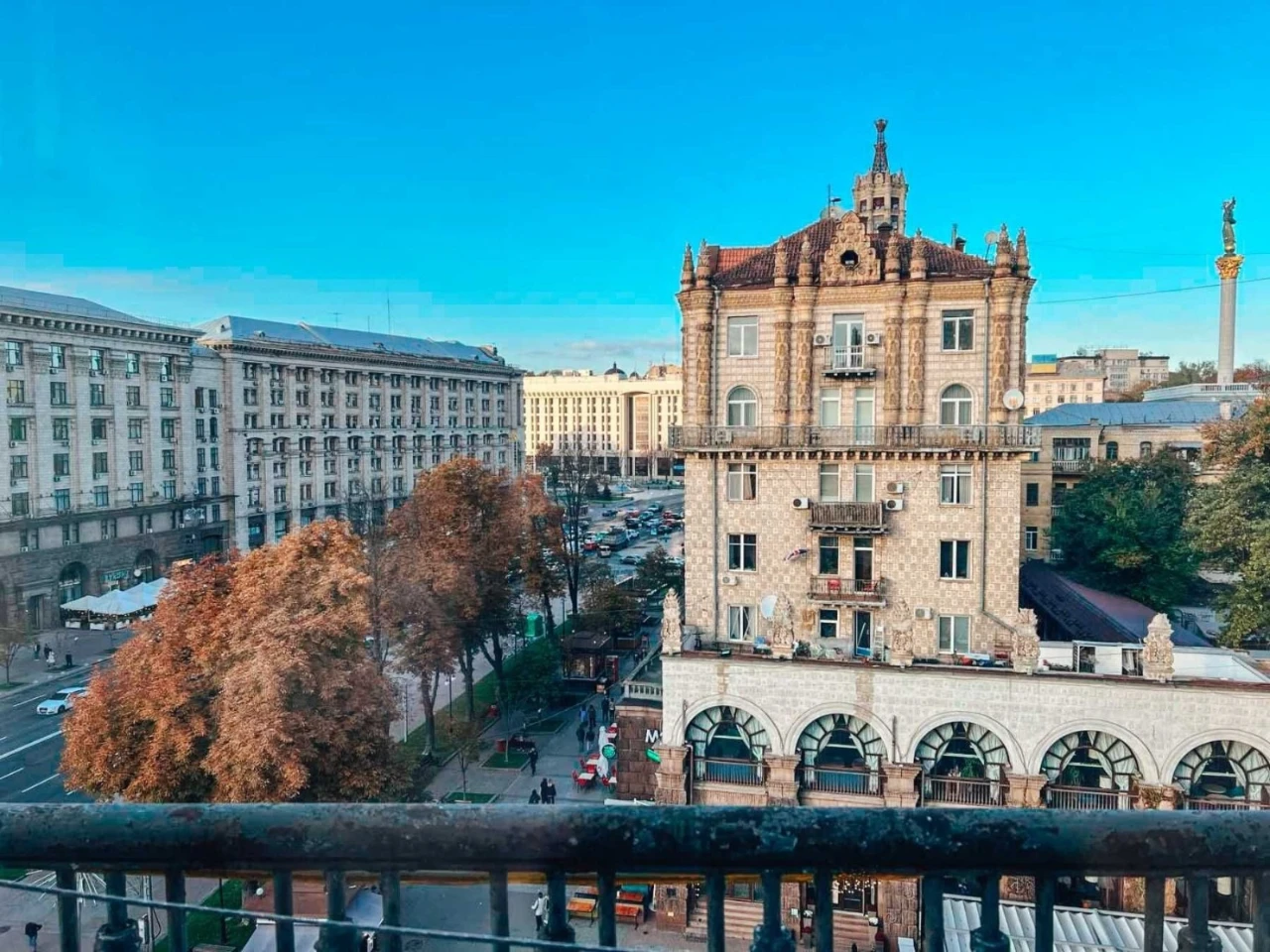 3-кімнатна квартира, Хрещатик 17, центр Киева, парковочное место, б