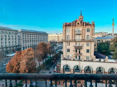 3-кімнатна квартира, Хрещатик 17, центр Киева, парковочное место, б