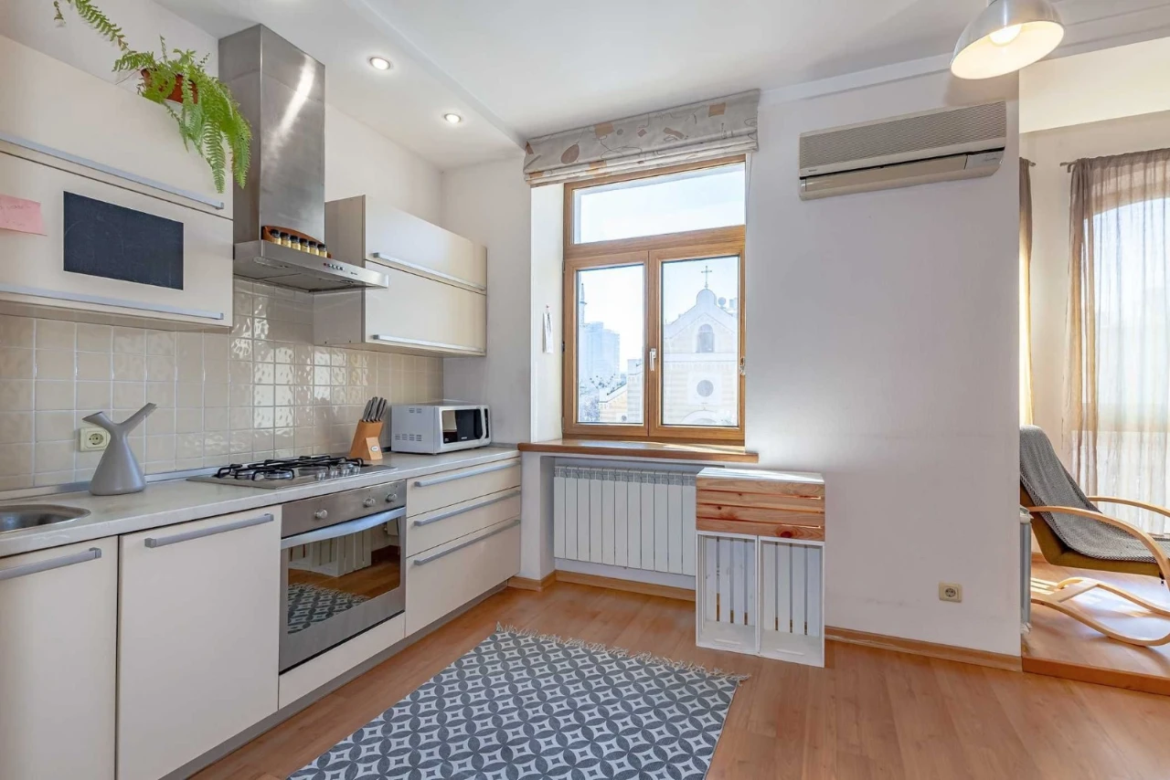 Lutheranskaya St. 21, 3-room apartment, No commission!