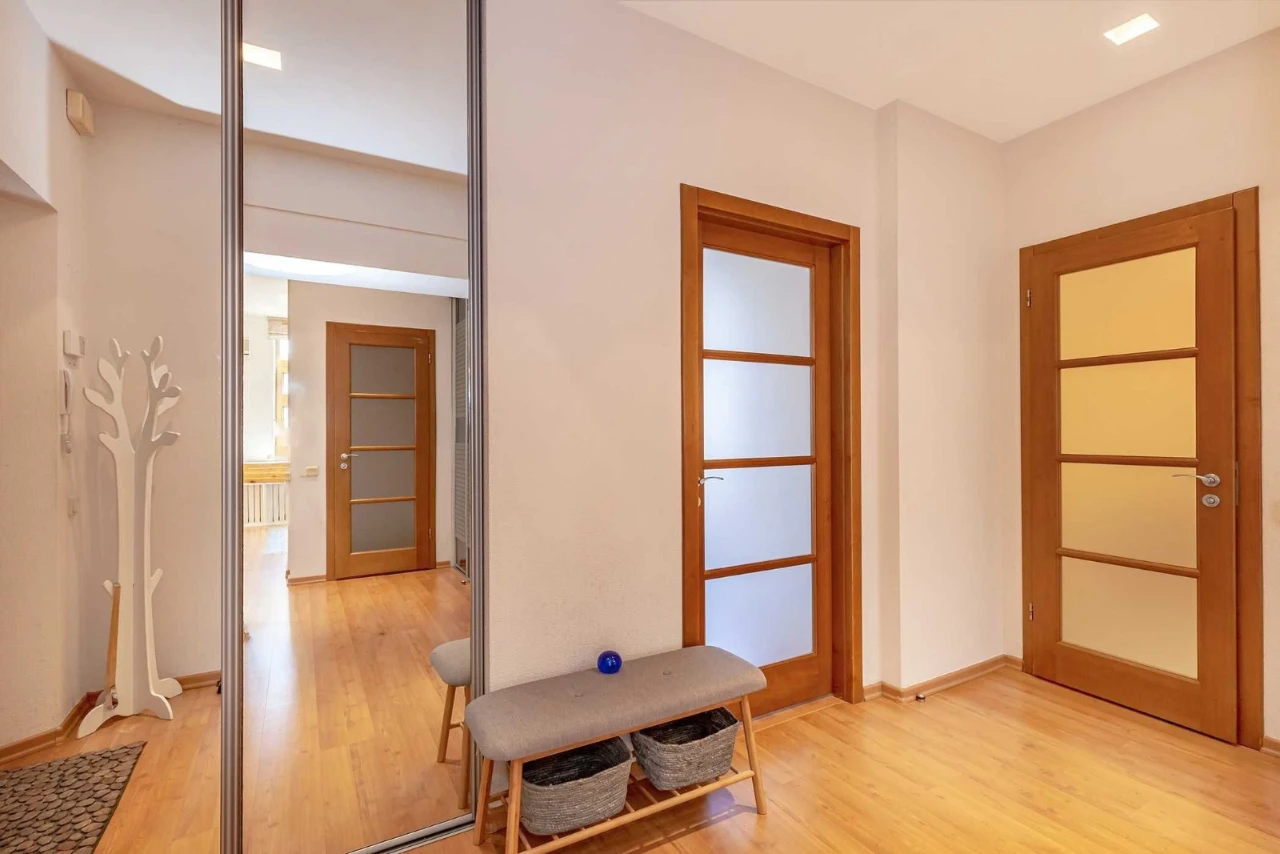 Lutheranskaya St. 21, 3-room apartment, No commission!