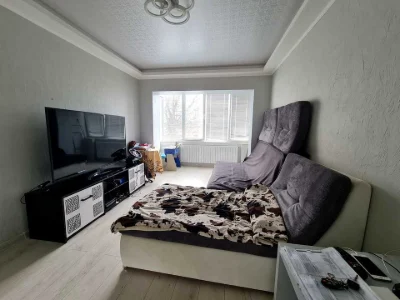 Apartment. Rene Dekarta st., Kyiv