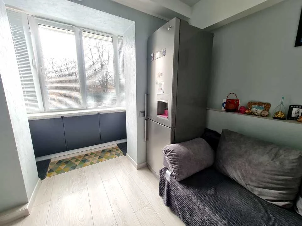 Apartment. Rene Dekarta st., Kyiv