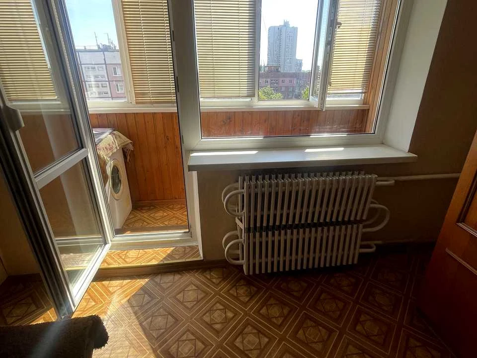 Apartment. Dnipro, Mandrykivska Street