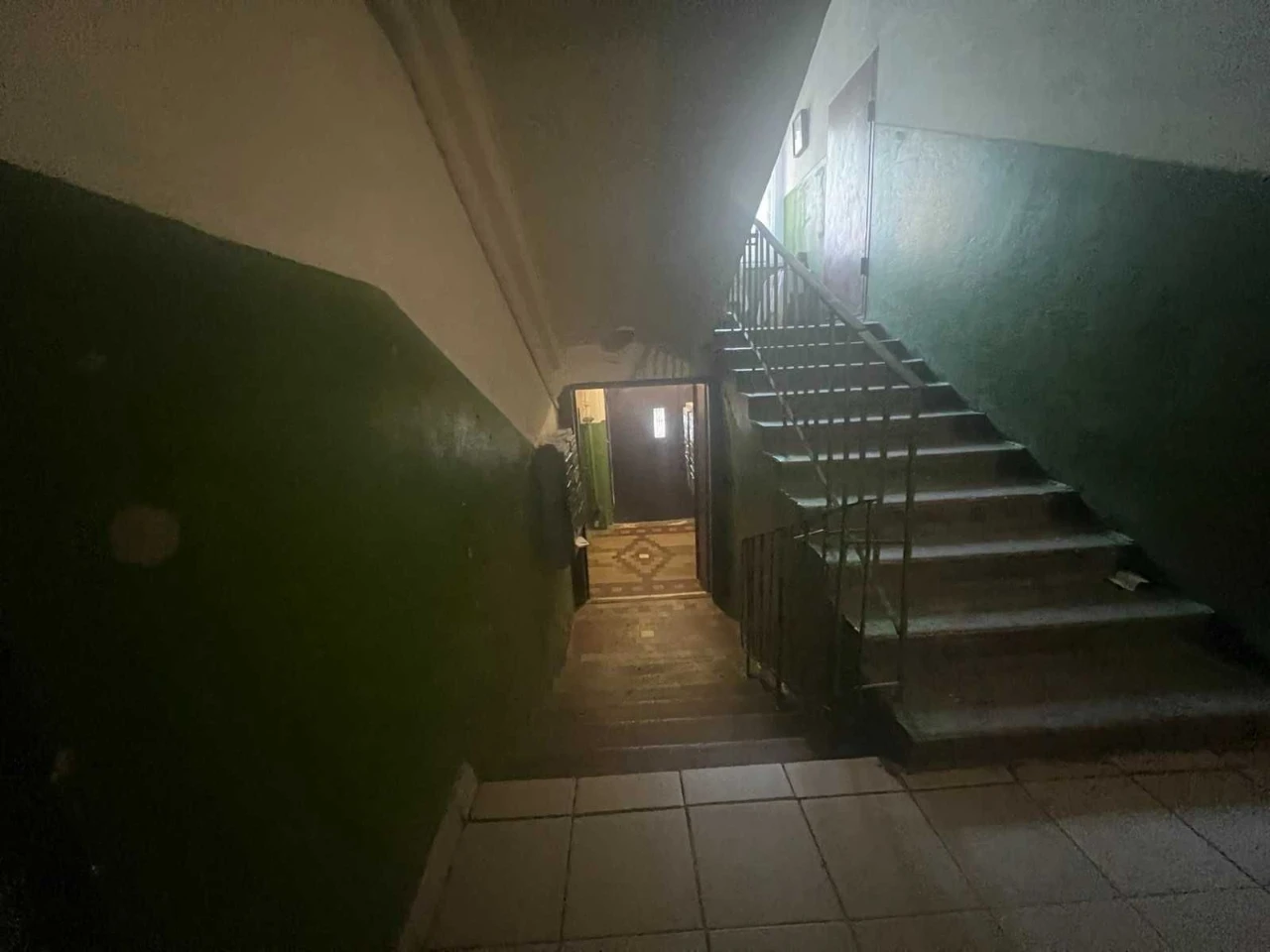 Продаж 4-кімнатній квартири, вулиця Пулюя