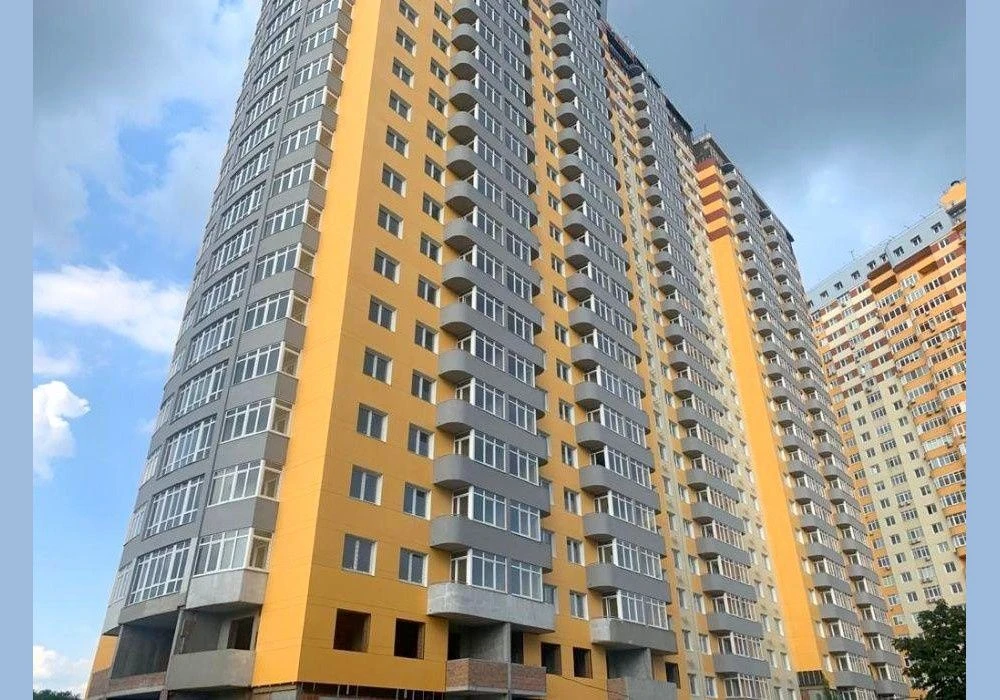 Вул. Кондратюка 1, ЖК Міністерський. 2-к. 93.6 кв.м. Без ком