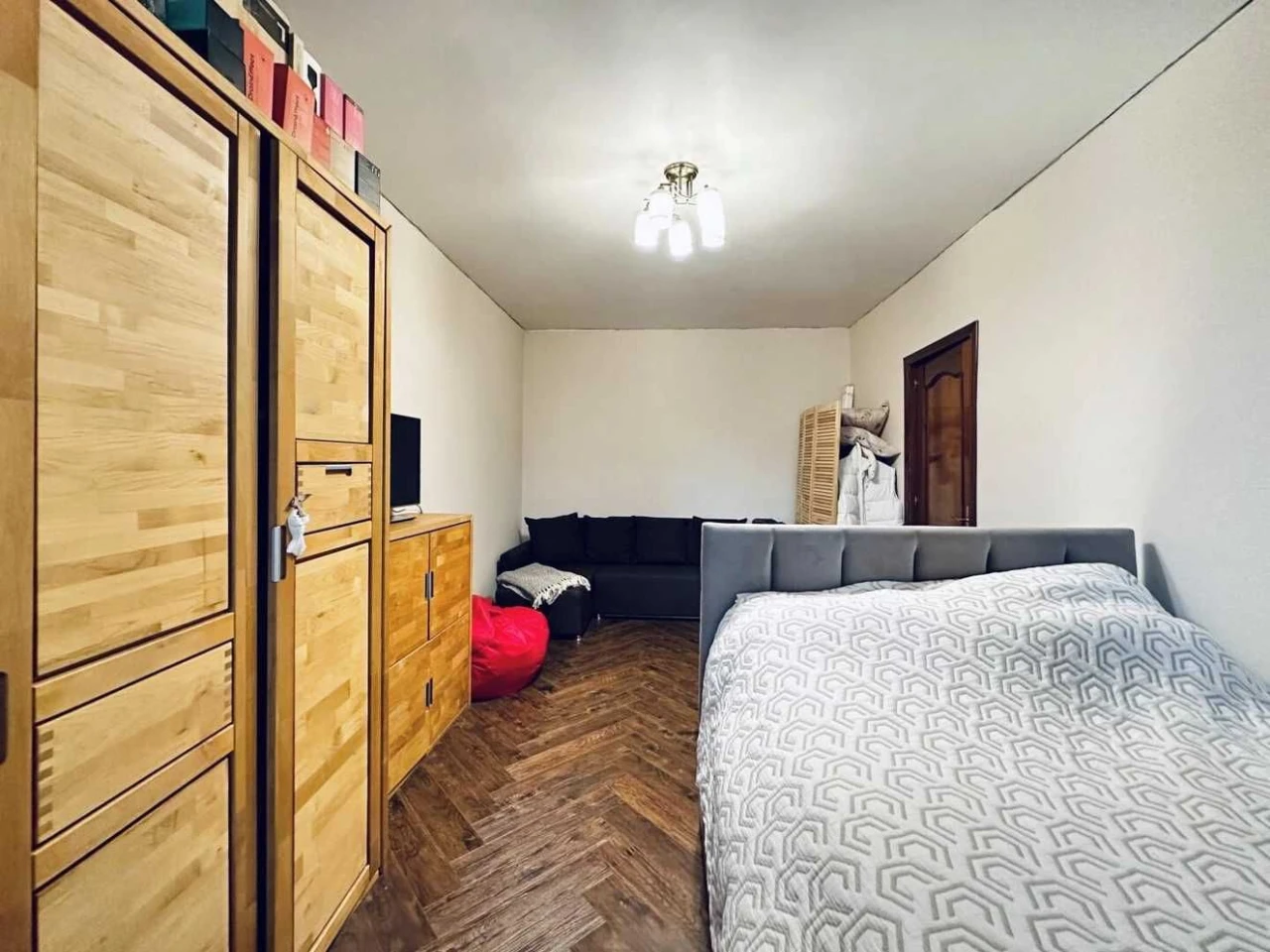 One-bedroom apartment for sale, Alisher Navoi Avenue, 88