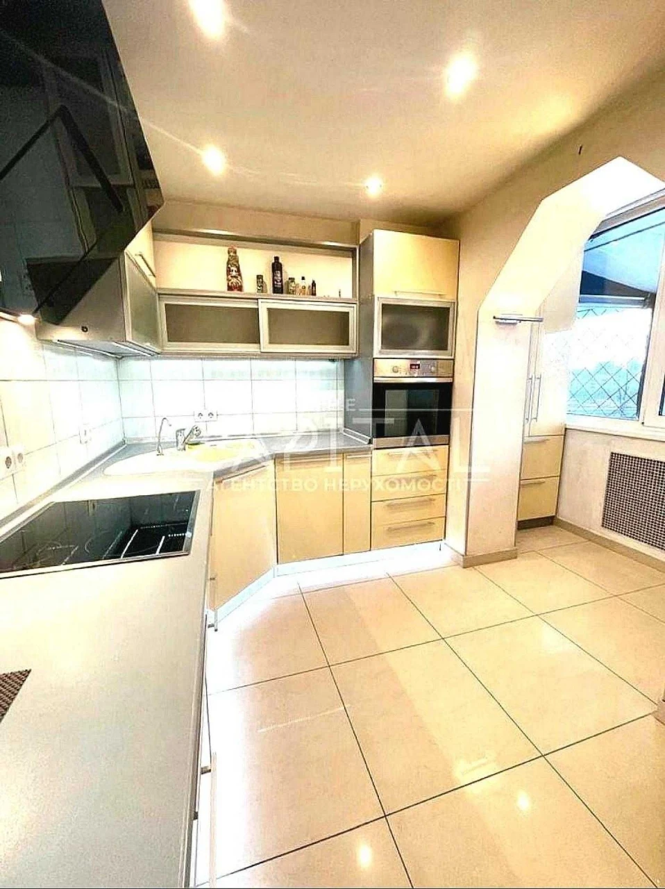 Sale of a 3-room apartment on Velika Vasylkyska Street, Holosiiv district