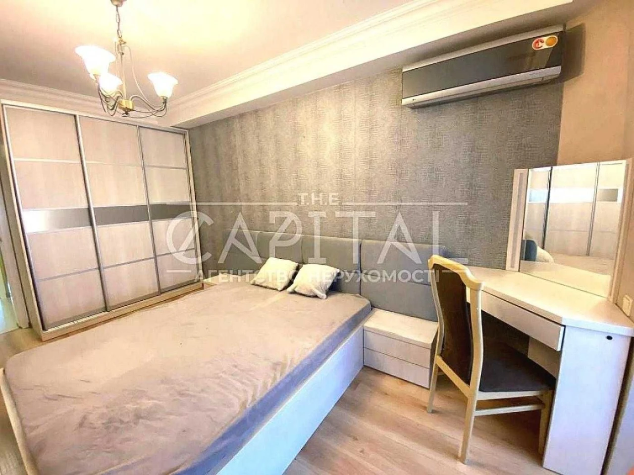 Sale of a 3-room apartment on Velika Vasylkyska Street, Holosiiv district