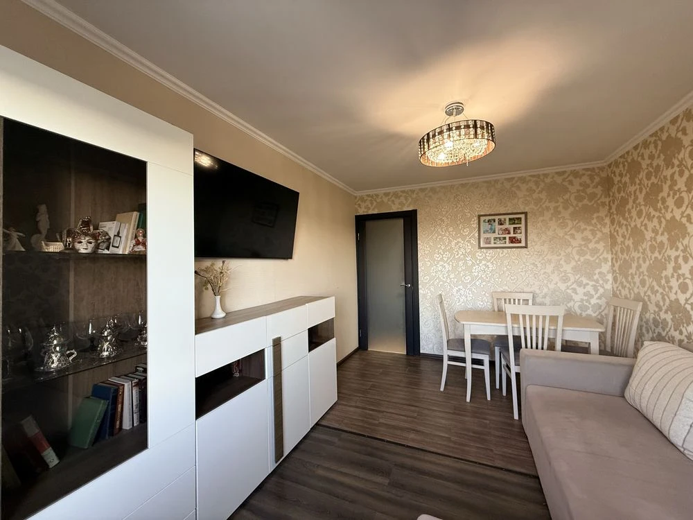 3-room apartment for sale, panoramic view, Lomovka, Donetsk highway