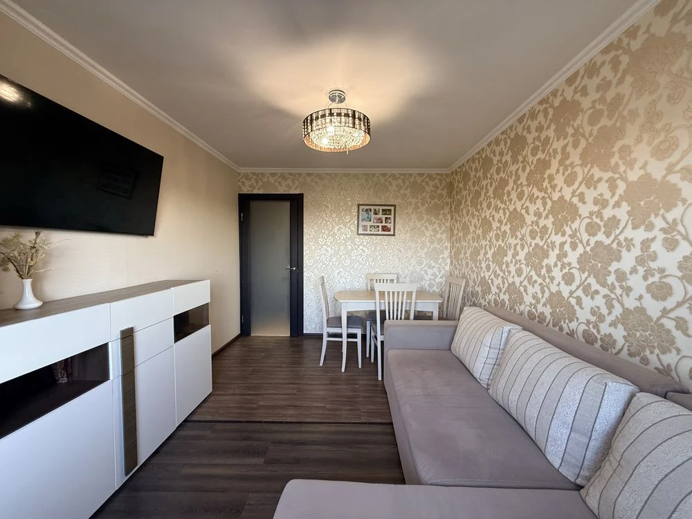 3-room apartment for sale, panoramic view, Lomovka, Donetsk highway