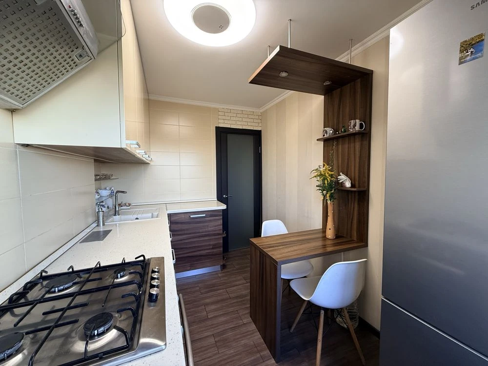 3-room apartment for sale, panoramic view, Lomovka, Donetsk highway