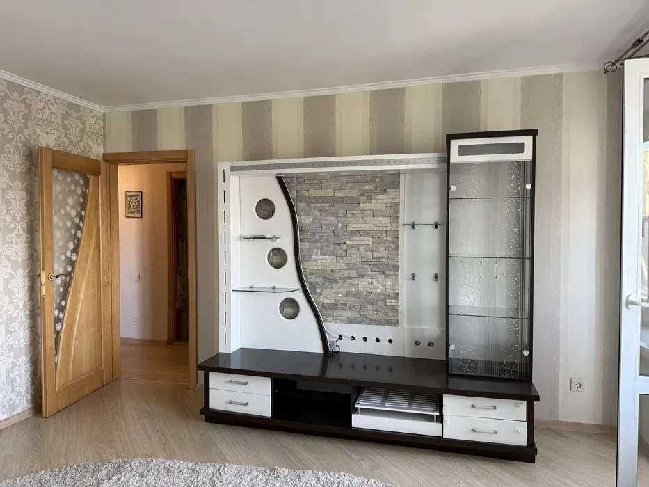 Sale of a 2-bedroom apartment on Seeman Paliya Street, Odessa