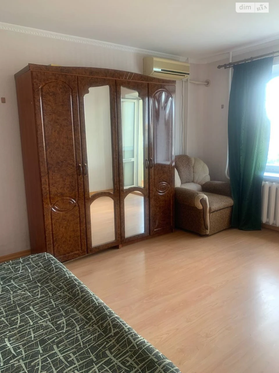 Long-term Rent Apartment Peresypsky