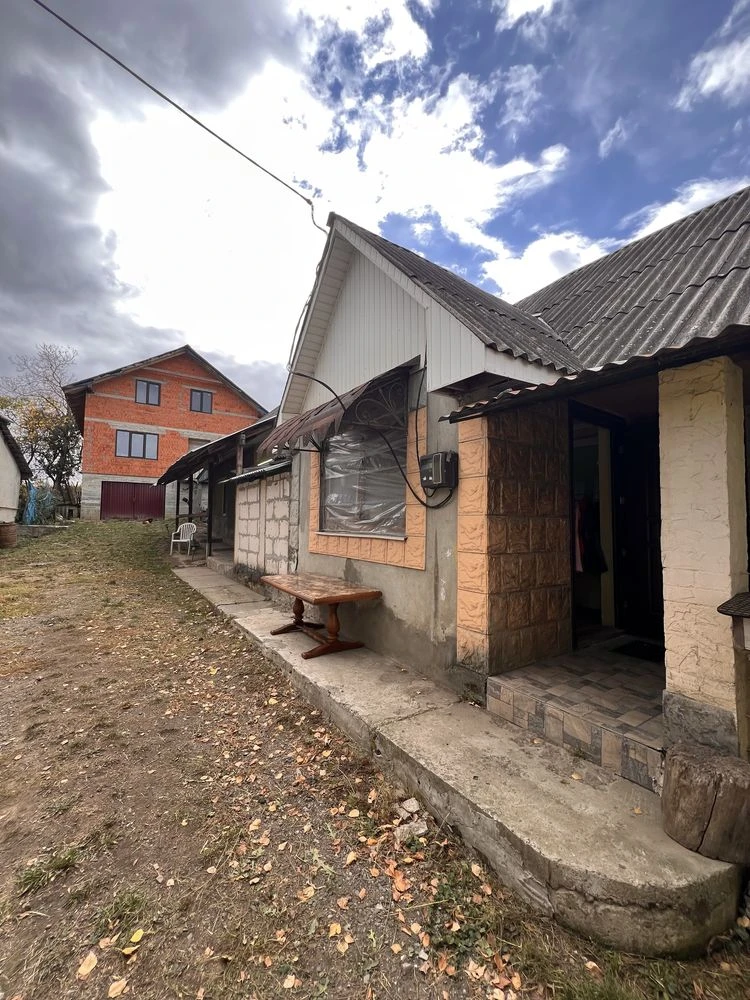 продаж будинку з газом в передмісті