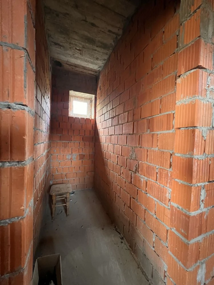 продаж будинку з газом в передмісті