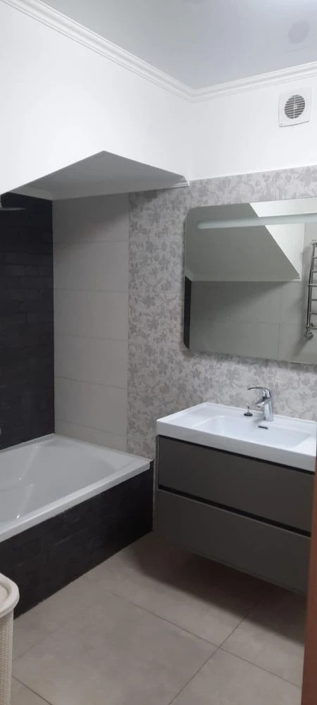Продаж котеджу на 130 кв.м. , мінімальне оформлення