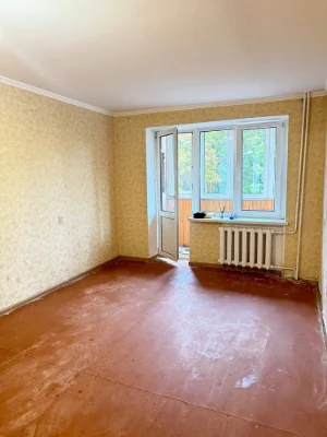 Продается 3-комнатная квартира в Юбилейном.