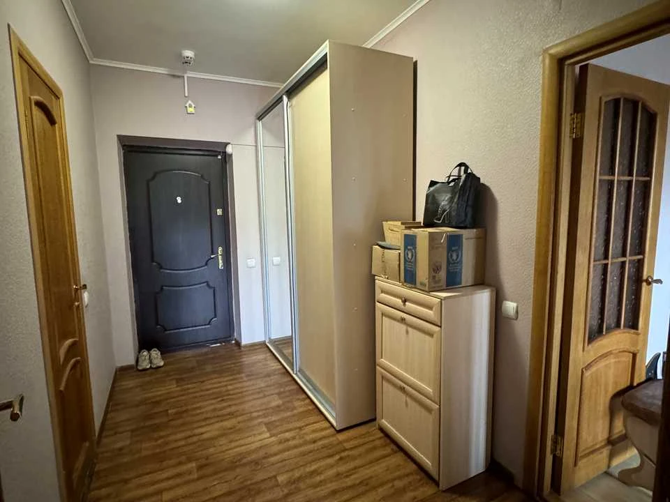 Квартира. Киев, Воскресенская улица