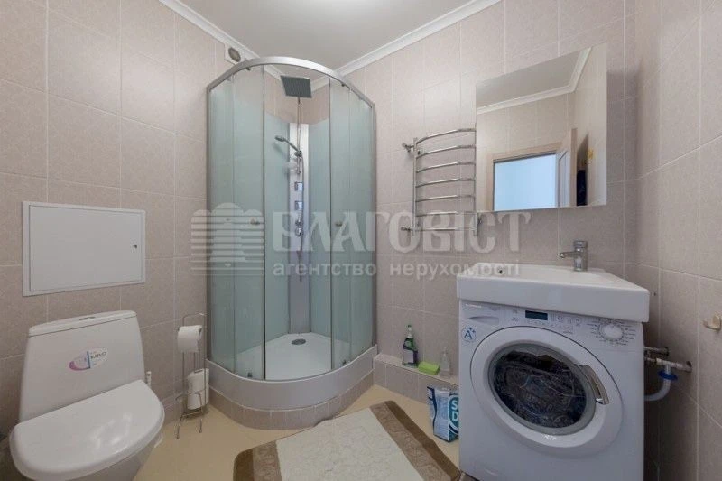 Печерск ! Аренда 2-комнатной квартиры 50 м2, Госпитальная 2, Бизнес-центр Гуливе