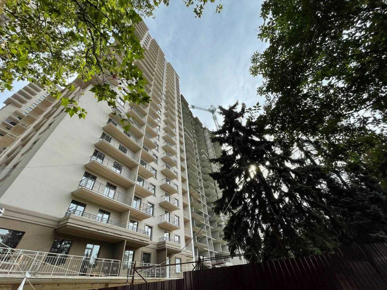 Студия без ремонта 68 кв. м, 9 этаж, две комнаты