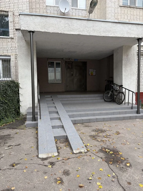 For Sale: Apartment with Furniture and Appliances