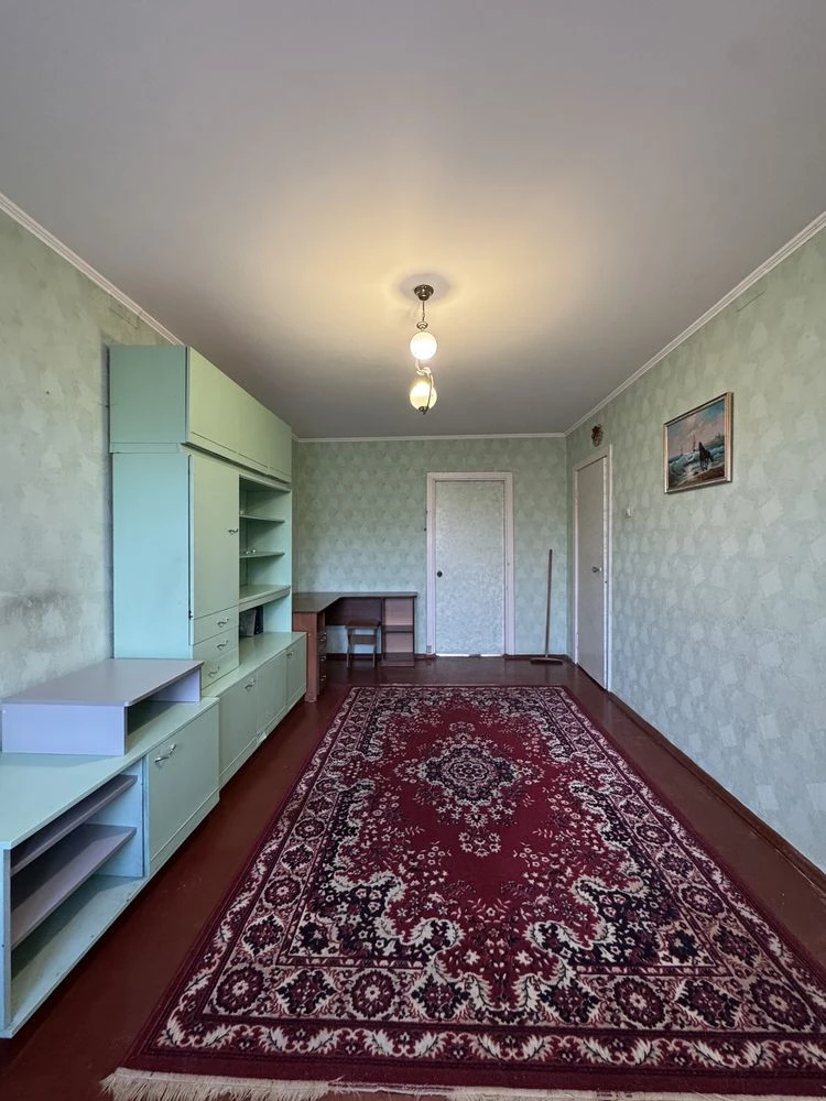 Продажа 2-комнатной квартиры на ул. Соборности (Доценка)