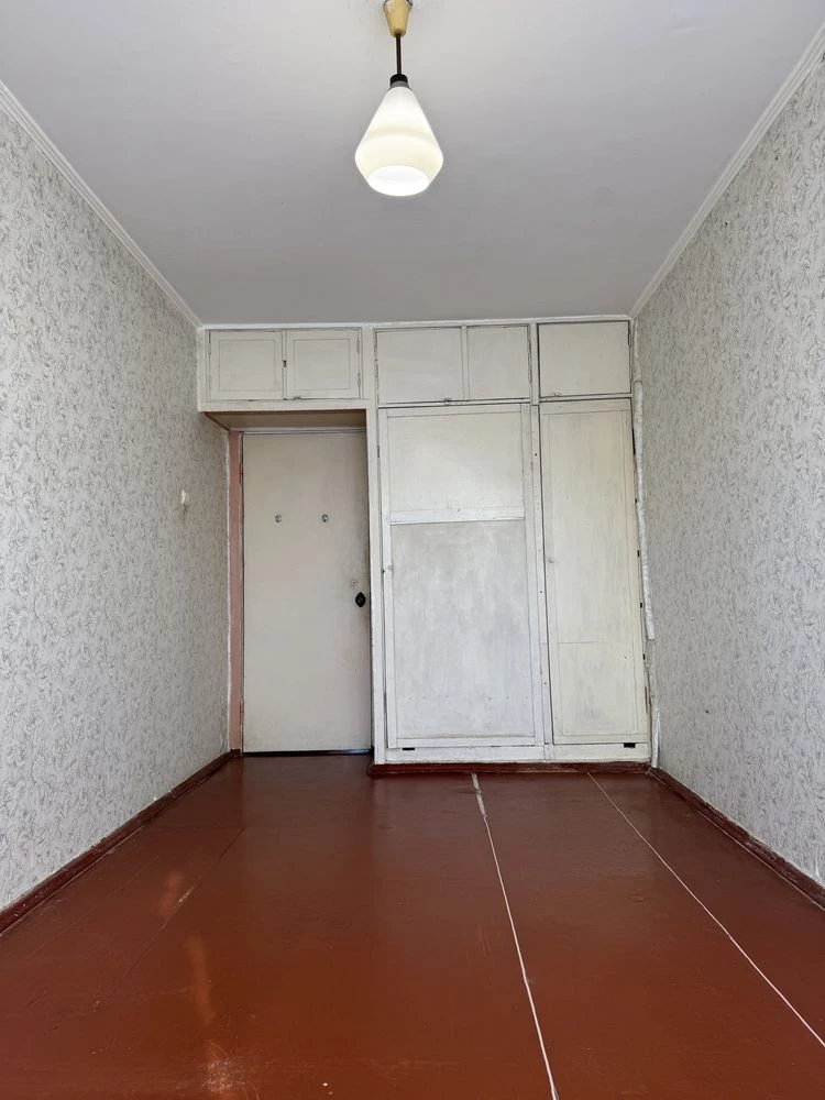 Продажа 2-комнатной квартиры на ул. Соборности (Доценка)