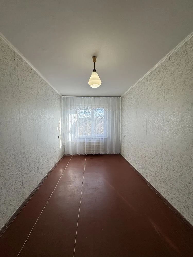 Продажа 2-комнатной квартиры на ул. Соборности (Доценка)