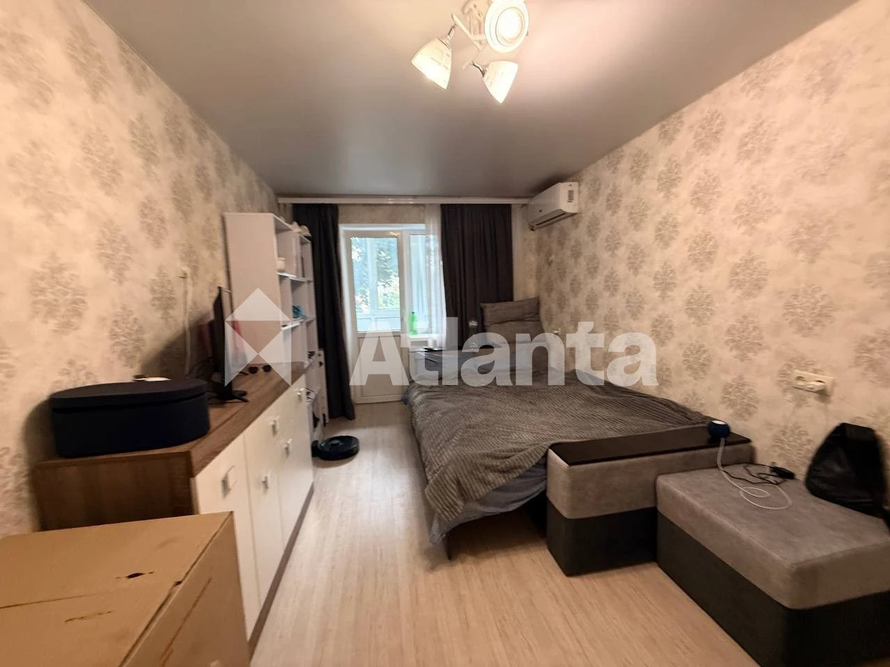 Фонтан \ Петрашевського 1 кімн Середній поверх