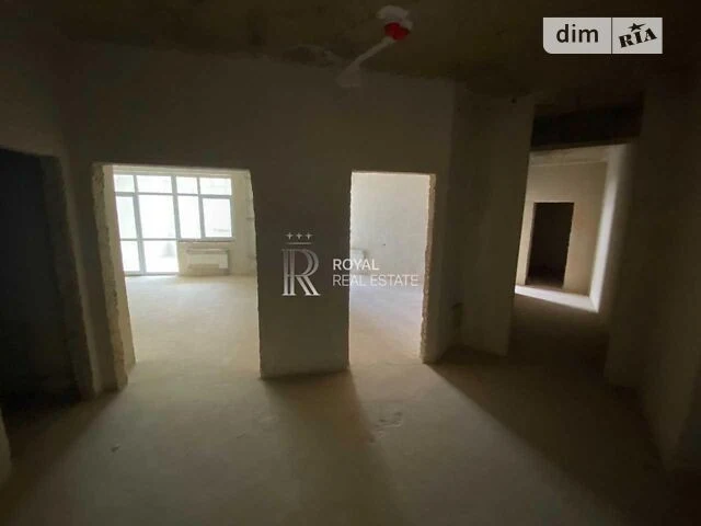 Sale of 2-room apartment 97.1 sq. m. on Konovaltsya Yevhena Str. 44A