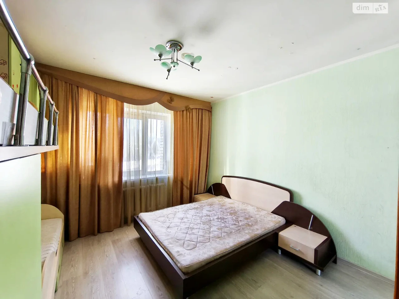 Long-Term Rental Apartment, Poznaki