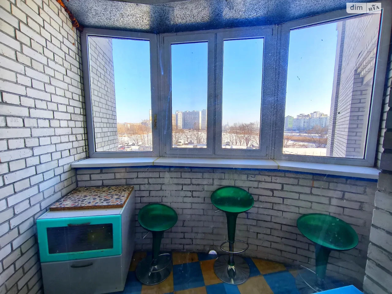 Long-Term Rental Apartment, Poznaki