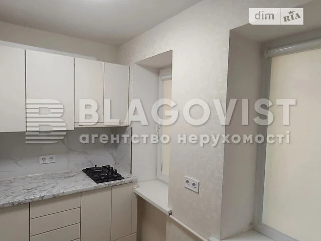 Sale of 2-room apartment 39 sq. m. on Svyatoslav Khorobryho St. 8 •