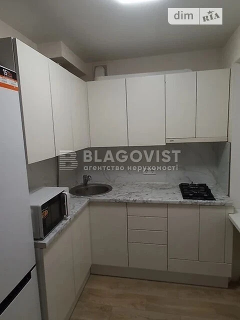 Sale of 2-room apartment 39 sq. m. on Svyatoslav Khorobryho St. 8 •