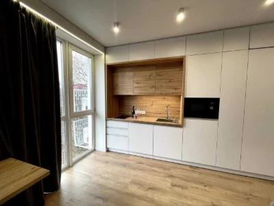 Long-term Rental | No Commission | Pet-friendly | Concierge Service