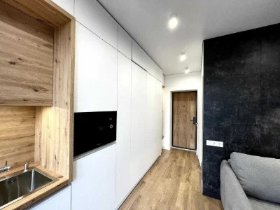 Long-term Rental | No Commission | Pet-friendly | Concierge Service