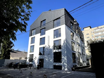 Long-term Rental | No Commission | Pet-friendly | Concierge Service