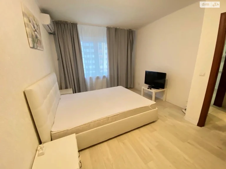 Long-Term Rental Apartment in Осокорки