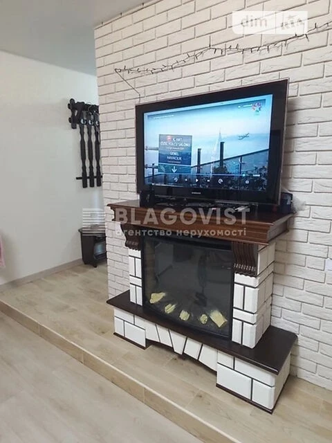 Sale of 2-room apartment 39 sq. m. on Svyatoslav Khorobryho St. 8 •