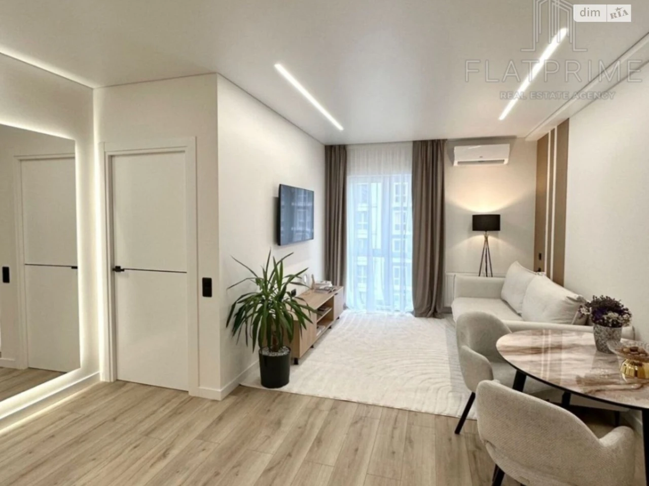 Apartment for Sale - Holosiiv