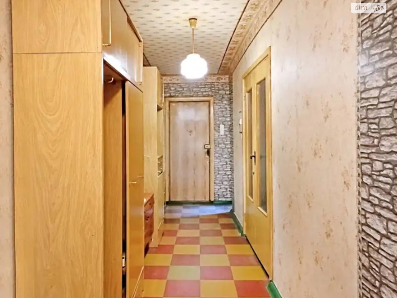 Apartment for Sale, Left Bank