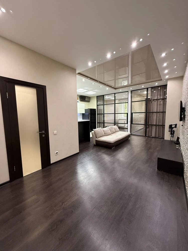 Sale of a 2-bedroom apartment 70 m² | 2 Zhemchuzhina | 3rd floor |