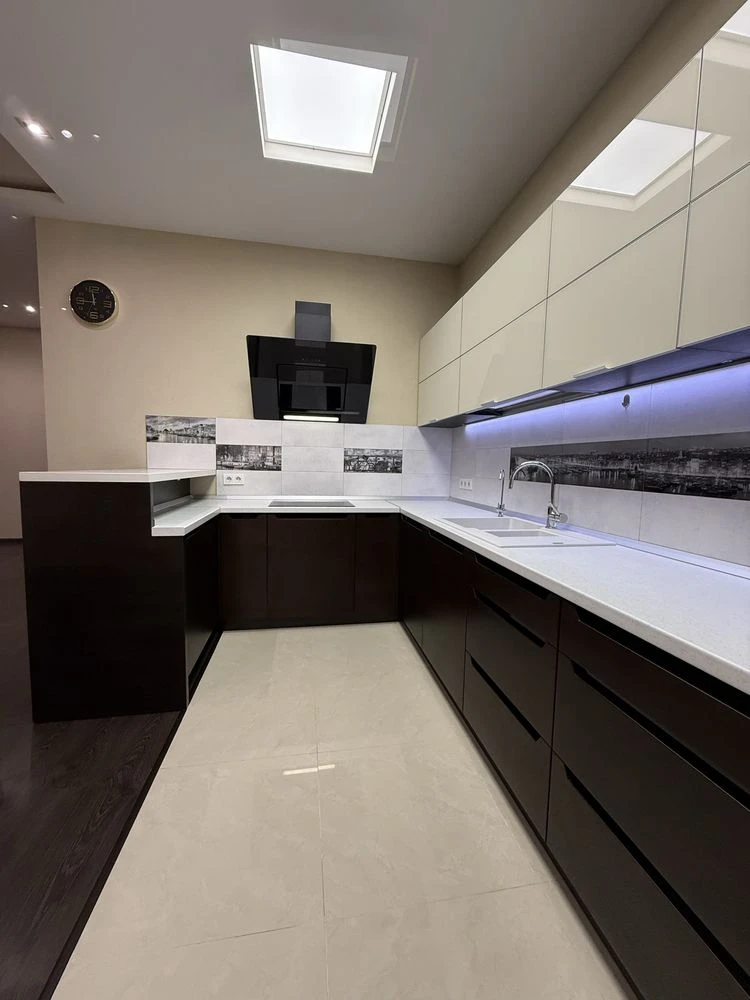 Sale of a 2-bedroom apartment 70 m² | 2 Zhemchuzhina | 3rd floor |