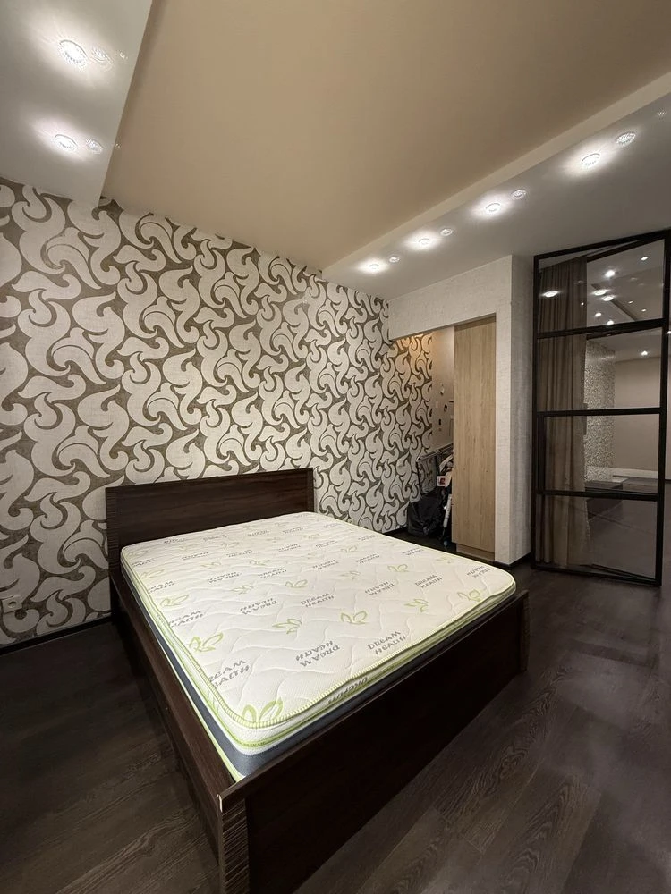 Sale of a 2-bedroom apartment 70 m² | 2 Zhemchuzhina | 3rd floor |