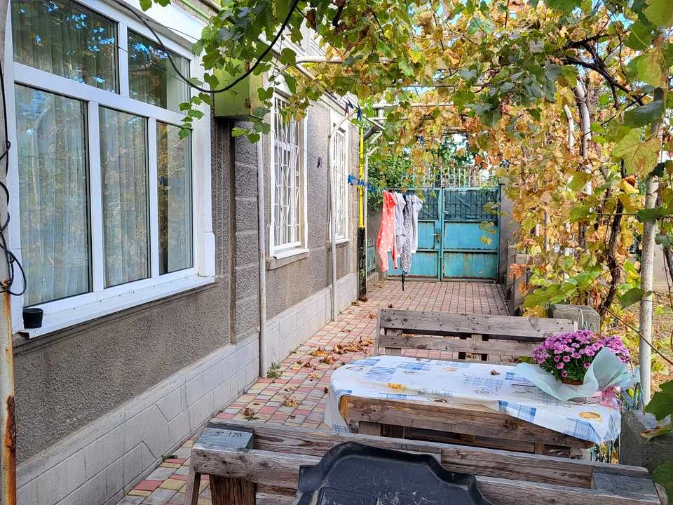 House. Odesa, Horizontal Street