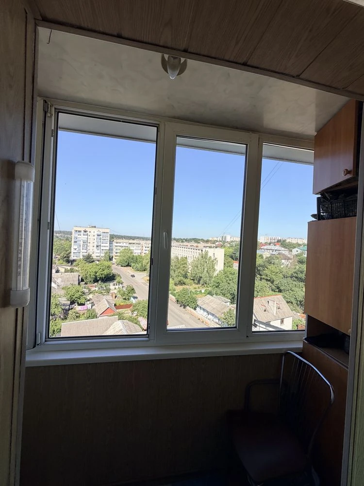 Продажа 1-комнатной квартиры в центре города, ул. Леся Украины